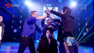 【HD】《2012 江蘇衛視 跨年演唱會》尤里·蓋勒(Uri Geller)－鑰匙勺子魔術