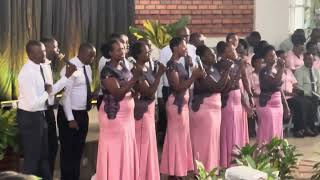 LIGHT FAMILY CHOIR   Live MUGITARAMO CYANYUZE IMITIMA YABENSHI.