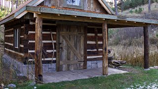 How to Chink a Log Barn