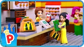 ♥ LEGO Mulan Goes to McDonald's to Buy Food for Charity