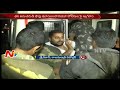 tdp corporator srinivasa rao protest against police arrest rajahmundry ntv