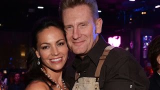Joey Feek Honored By Her Hometown Community in Final Memorial Service