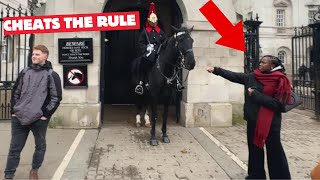 Tourist TRICKS King’s Guard Rules – Watch What Happens NEXT!