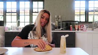 Skinny Food Co Review White Chocolate Zero Calorie Syrup With Fruit \u0026 Pancakes