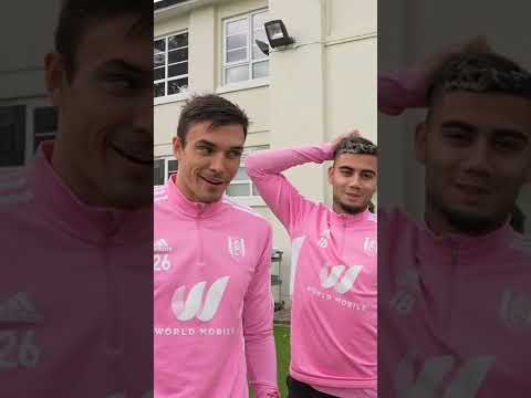 Who gets the most cards for Fulham?