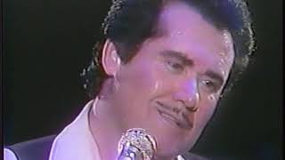 Wayne Newton Performances