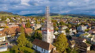 Roth Gerüste, Gerüstbau für die Sanierung vom Kirchendach der Kirche in Münsingen.