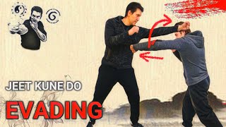 EVADING PUNCHES - Bruce Lee's Martial Art Jeet Kune Do
