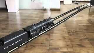Indoor g scale Hudson with heavyweights in HD