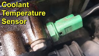 Replacing the Coolant Temperature Sensor on a Peugeot 307