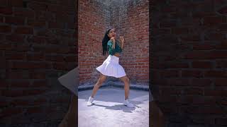 Aapka Kya Hoga (Dhanno) | Dance Cover | Vaishnavi #dance #shorts