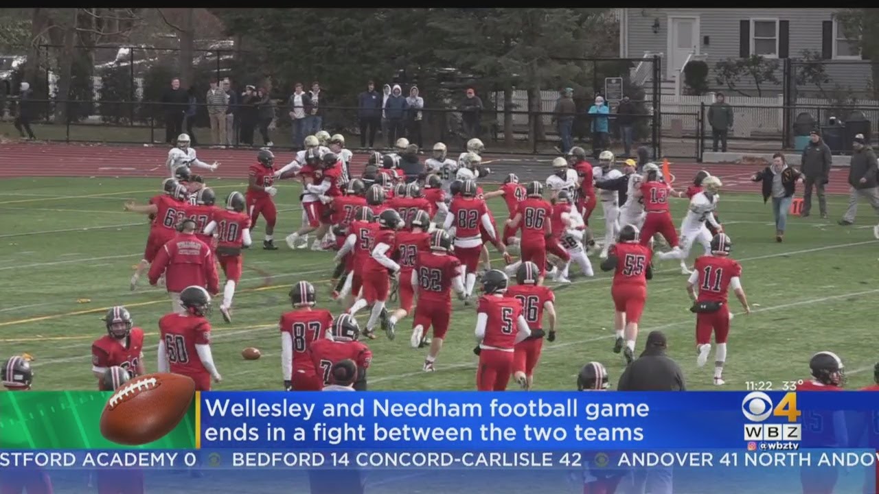 Massachusetts High School Football Game Ends With Brawl - YouTube