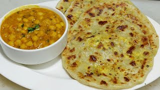 Paneer Kulcha recipe | पनीर कुलचे बनाने की विधि | Pyaz Paneer Stuff Kulcha | Chef Ashok