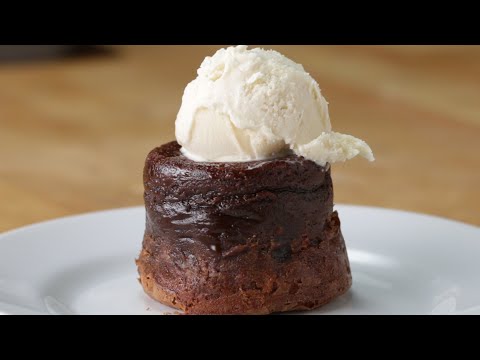 Roy's Classic Melting Hot Chocolate Soufflé Recipe from Tasty