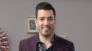 Jonathan Scott of the "Property Brothers" was born in Canada, but has since obtained U.S. citizenshi