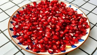 The fastest and easiest way to peel pomegranate