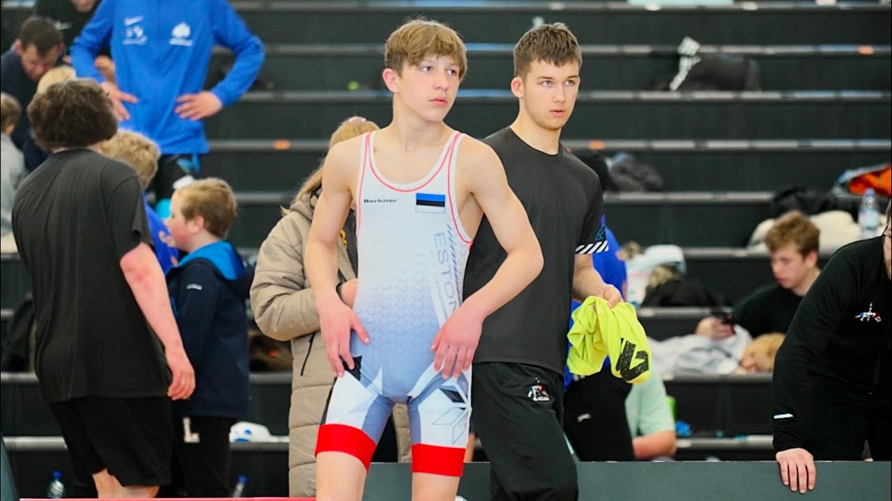 U17 T. Valovs (EST) Vs D. Rozkov (EST). Greco-roman 48kg Youth ...