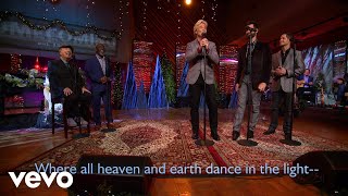 The Manger And The Cross (Lyric Video / Live At Studio C, Gaither Studios, Alexandria, ...