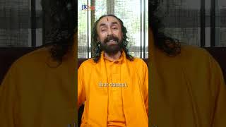 Why We Think POSITIVE 🙂 LESS but NEGATIVE 🧐 MORE??? | MUST WATCH | Swami Mukundananda #shorts