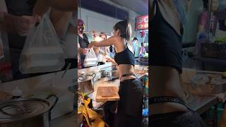 Hardworking Thai Lady Make Roti - Thai Street Food