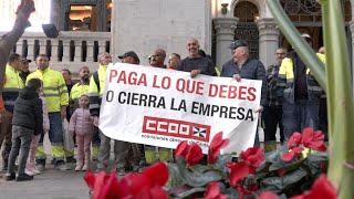 Los trabajadores de Estructuras del Estrecho salen a la calle en plena negociación