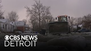 Detroit city officials continue work on water main that caused flooding, icy road