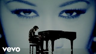 Labrinth - Beneath Your Beautiful (Official Video) ft. Emeli Sandé