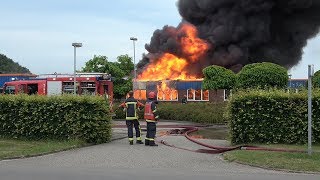 Veendam - Grote brand bij Visser \u0026 Smit Hanab in Veendam