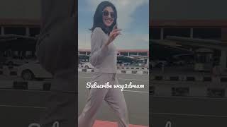 Actress #oviya at Cochin International Airport...... 😈😈😈😈😈😈