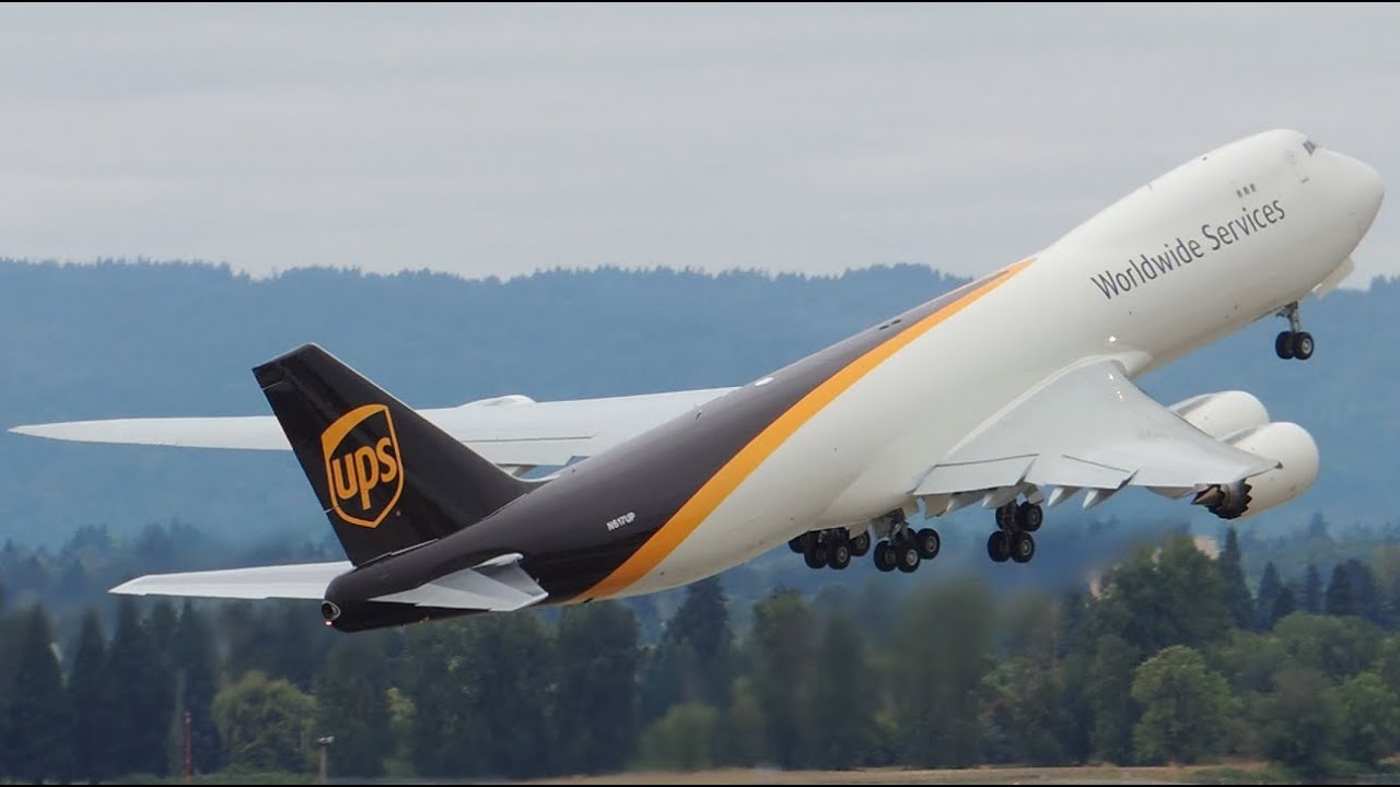 Ups Boeing 747 8f N617up Takeoff From Pdx Youtube