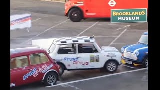 Incredible Parallel Parking in a Vintage Austin Mini