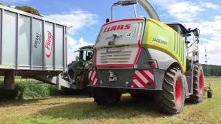 Grashäckseln 2016 mit Claas Jaguar 960, Valtra, New Holland, John Deere