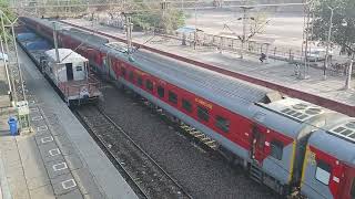 Kota Udhampur Weekly SF Express Hauled by WAP7 30598