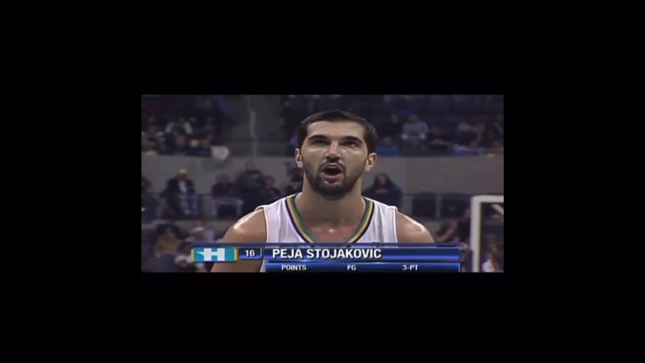 Peja Stojakovic Scores 20 Consecutive Points To Start The Game - YouTube