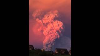 Video de la erupción del volcán Calbuco | 24 Horas TVN Chile