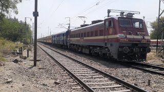 Shridham superfast Ex from Jabalpur to Hazrat Nizamuddin No. 12192 With WAP 4 No.22789 Divi-Itarsi