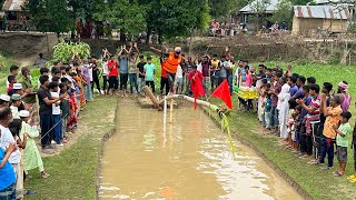 পানির উপরে পিচ্ছিল সুপারি গাছে হাটার চ্যালেঞ্জ। কঠিন খেলায় টার্গেট ছুয়ে কে কে পুরষ্কার জিতলো দেখুন ?