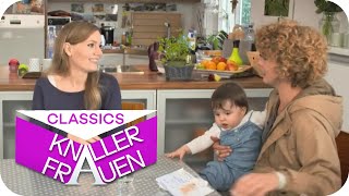 Baby wickeln | Knallerfrauen mit Martina Hill