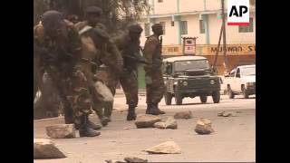 Ethnic clashes in western Kenya, injured, police firing