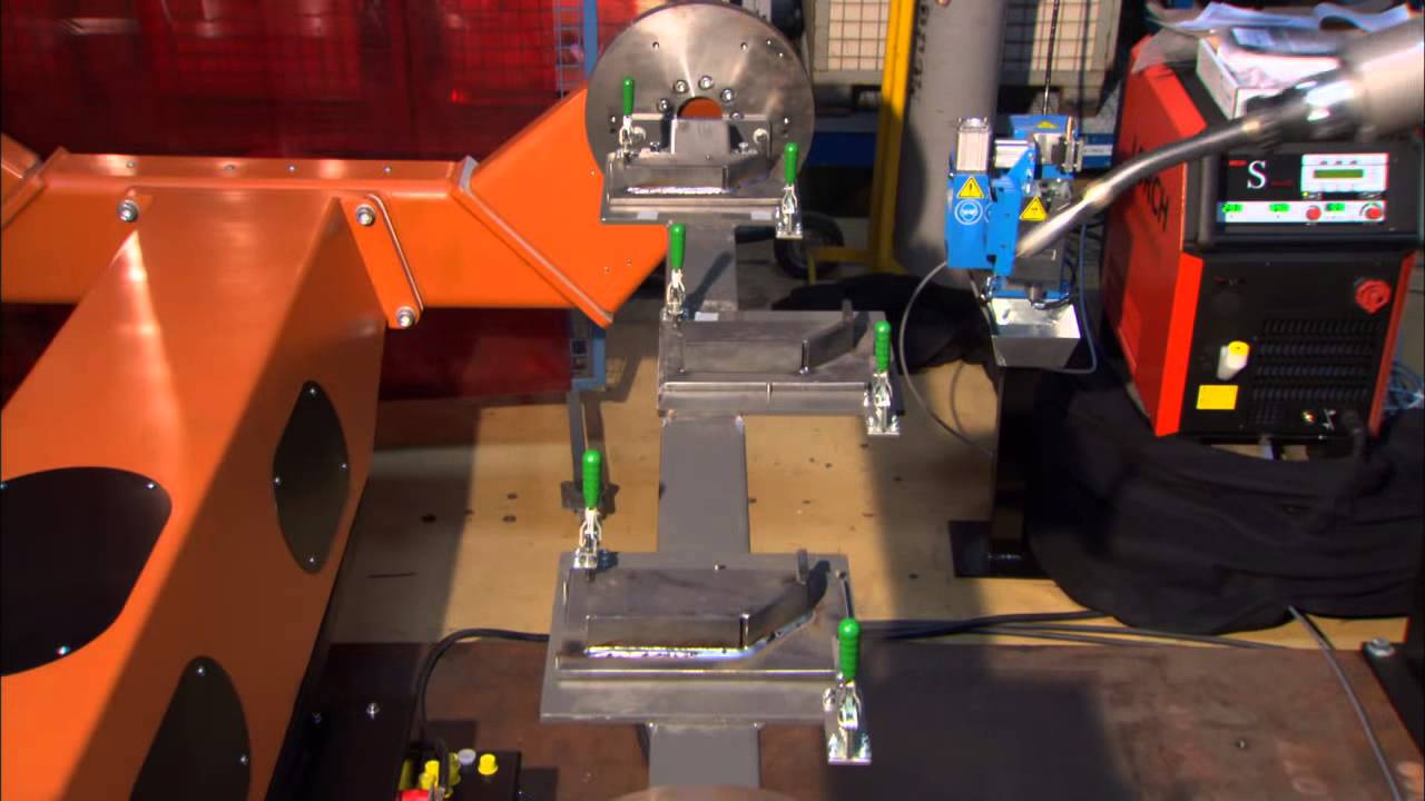 KUKA Robots For Welding Industry - YouTube