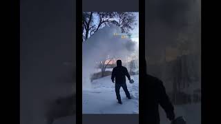 CRAZY #shorts #youtubeshorts #christmas #weather#snowbomb#snow #usa #crazy #boilingwater #news #fyp