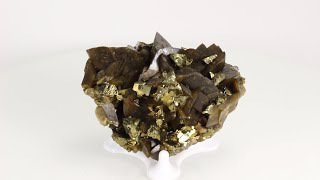 Chalcopyrite with Siderite