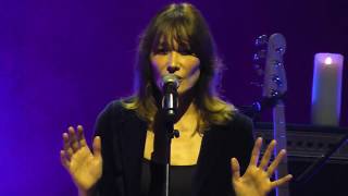 Carla Bruni - Déranger Les Pierres HD Live From Istanbul 2017