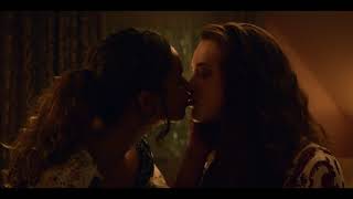 13 Reasons Why Season 2x3 Hannah is Kissing Jessica and Alex