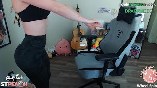 StPeach showing her b**ty gains