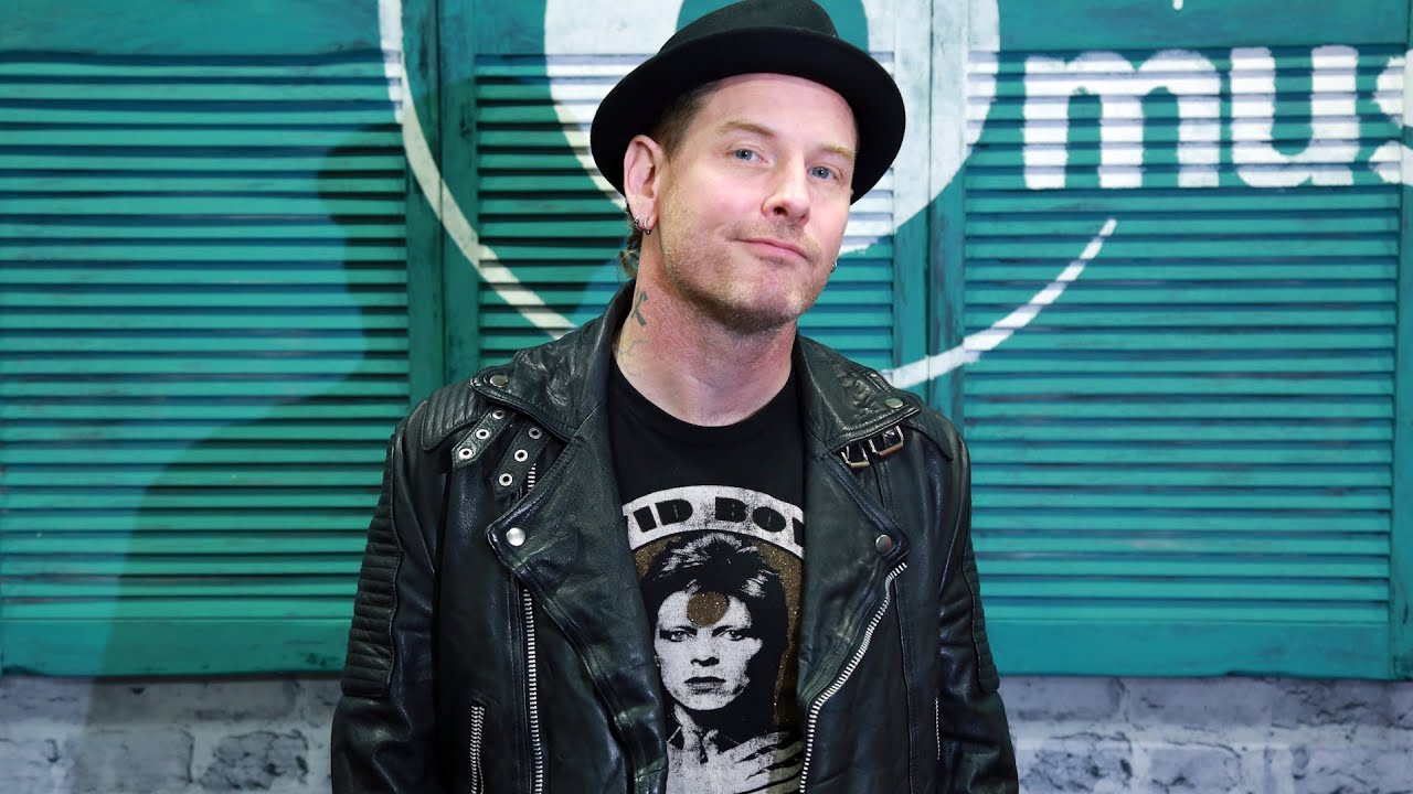 Slipknot - Corey Taylor Answers 6 Questions. - YouTube