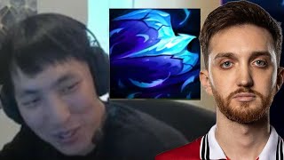 Doublelift mind blown by hawkshot tricks 🏹