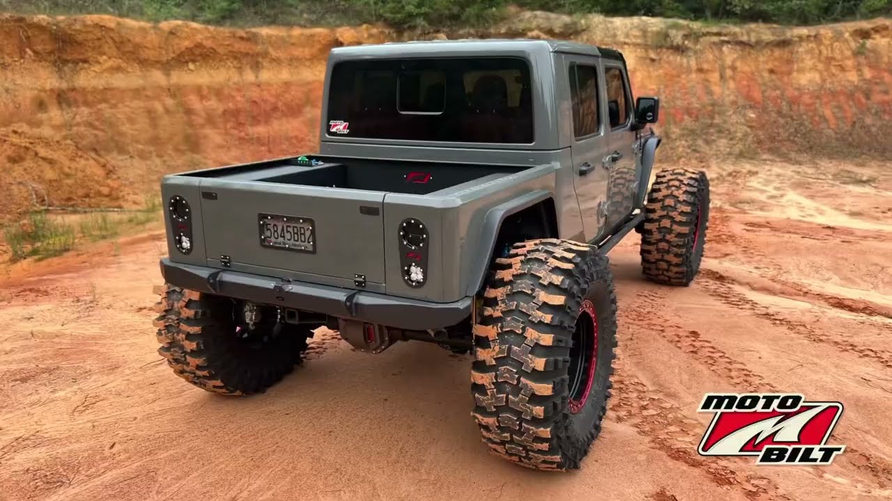 Jeep Gladiator On Tons And Bobbed Bed - YouTube