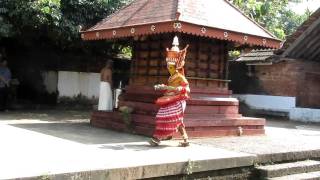 Vellatam at Sri Oorpazhachi Kaavu, Nadal, Eddakad, Kannur