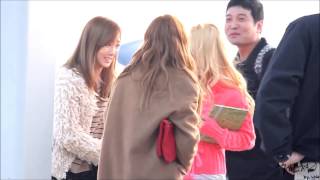 [121122] SNSD Incheon Airport TaengSic Moment